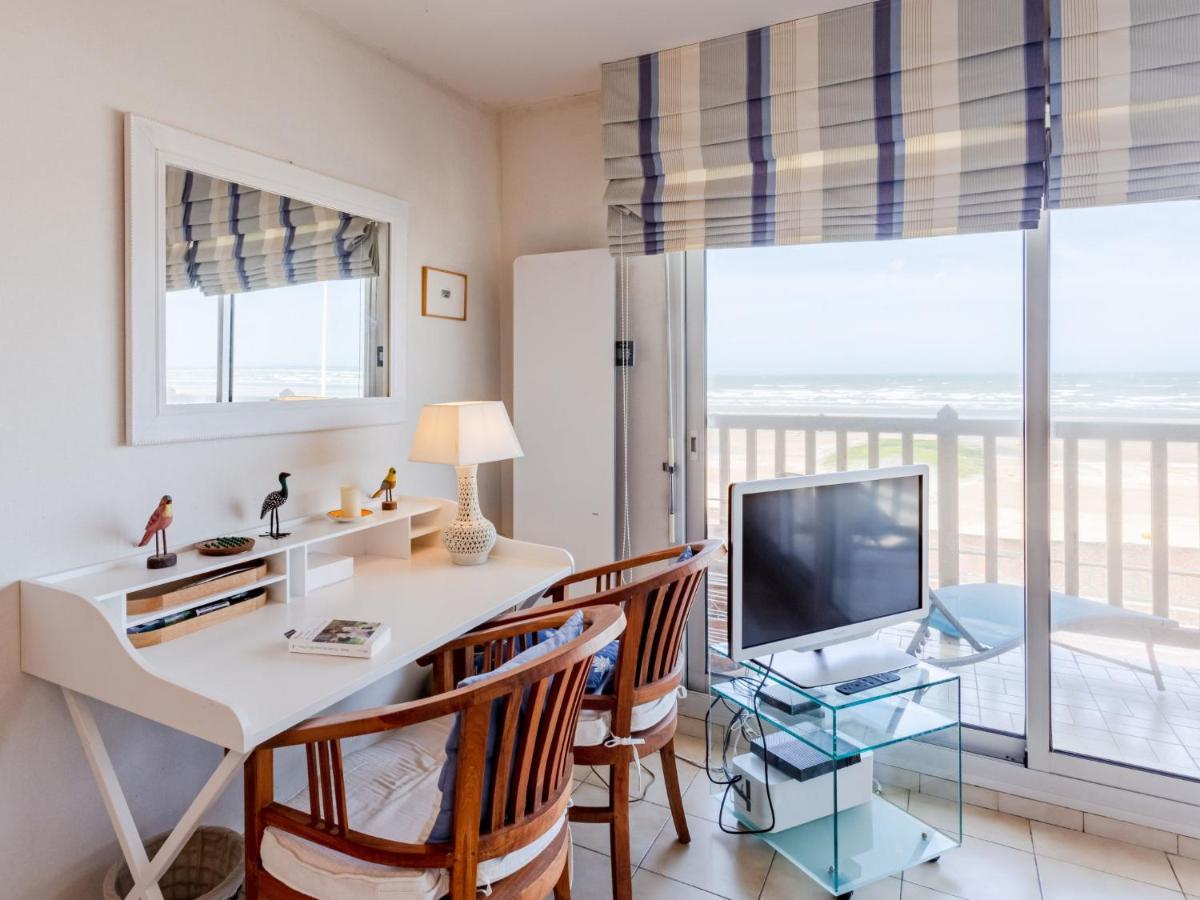 Apartment Les Terrasses Du Casino By Interhome Cabourg Luaran gambar